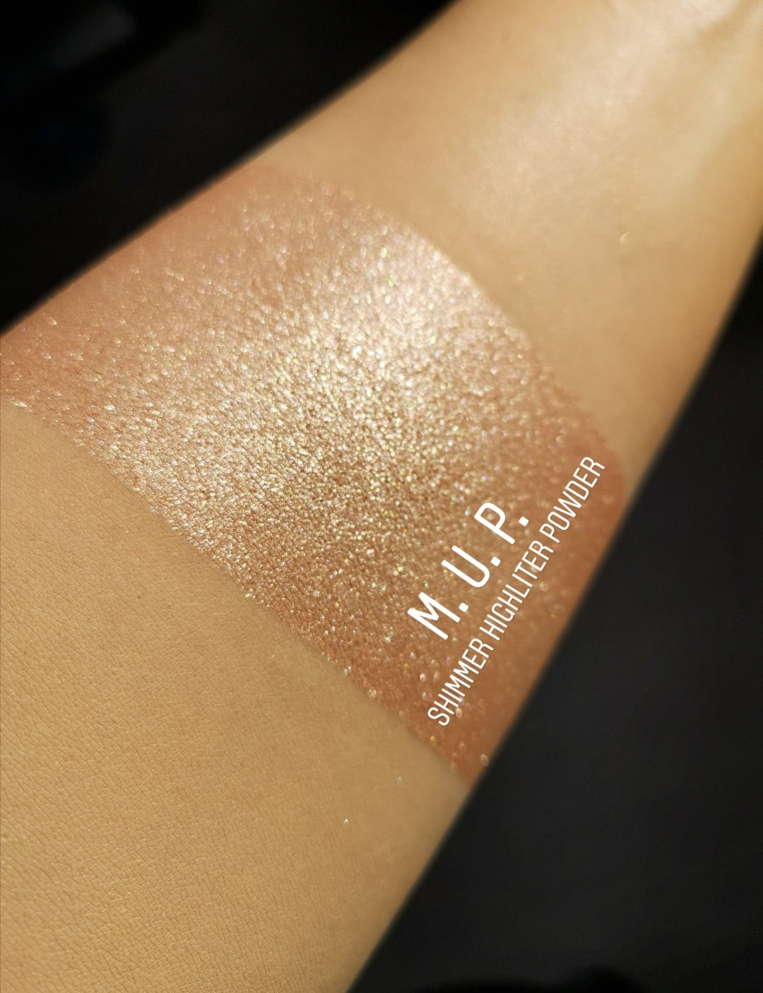 Shimmer highlighter makeup hotsell